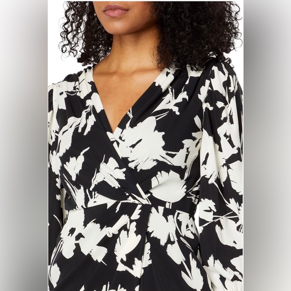 NWT Maggy London Long Sleeve Faux Wrap Dress Size 14 - Picture 3 of 7